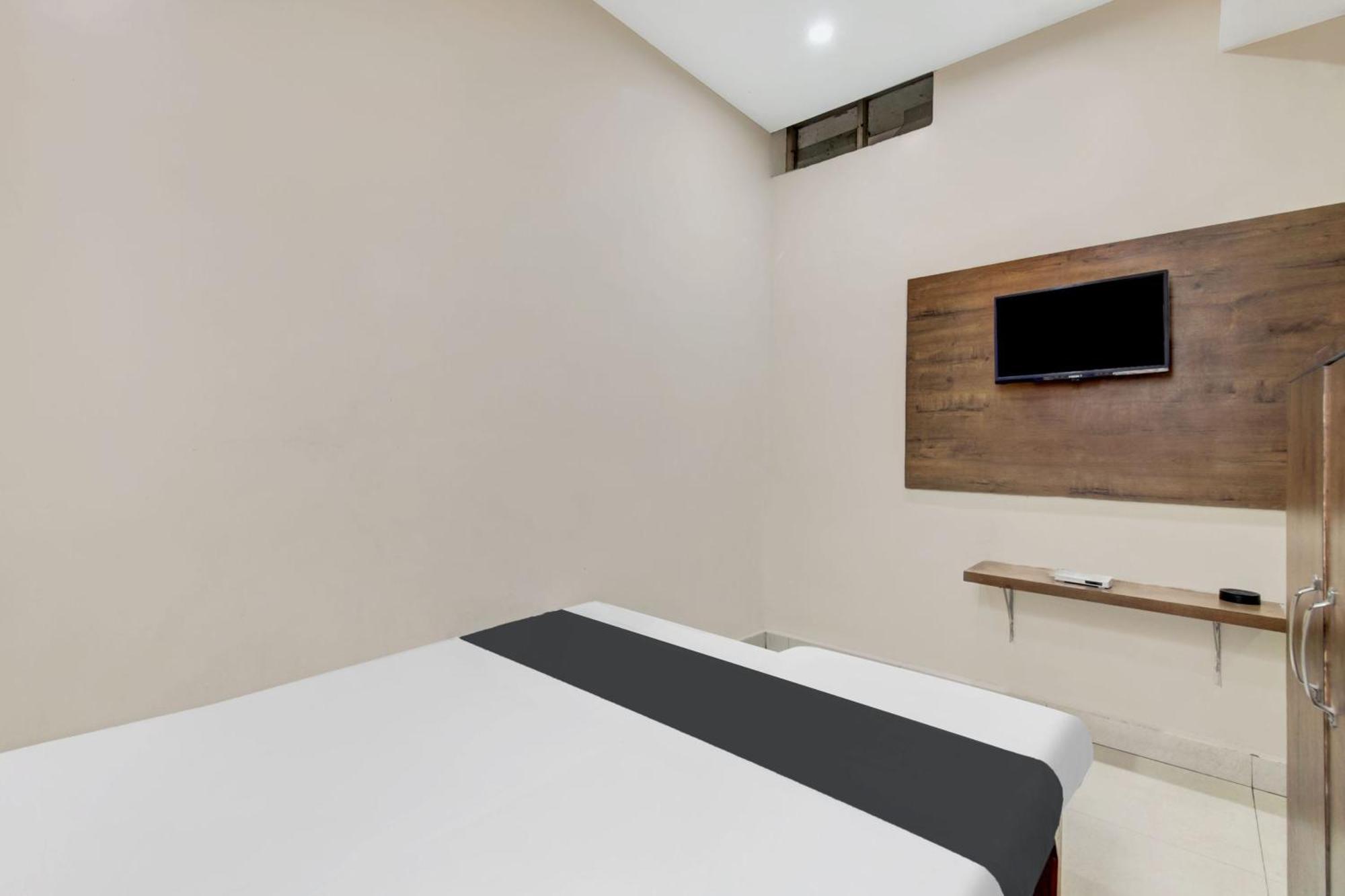 胡布利 Spot On Shree Ram Residency酒店 外观 照片