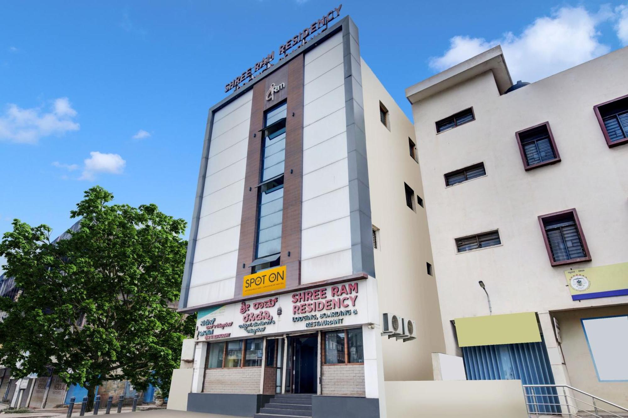胡布利 Spot On Shree Ram Residency酒店 外观 照片